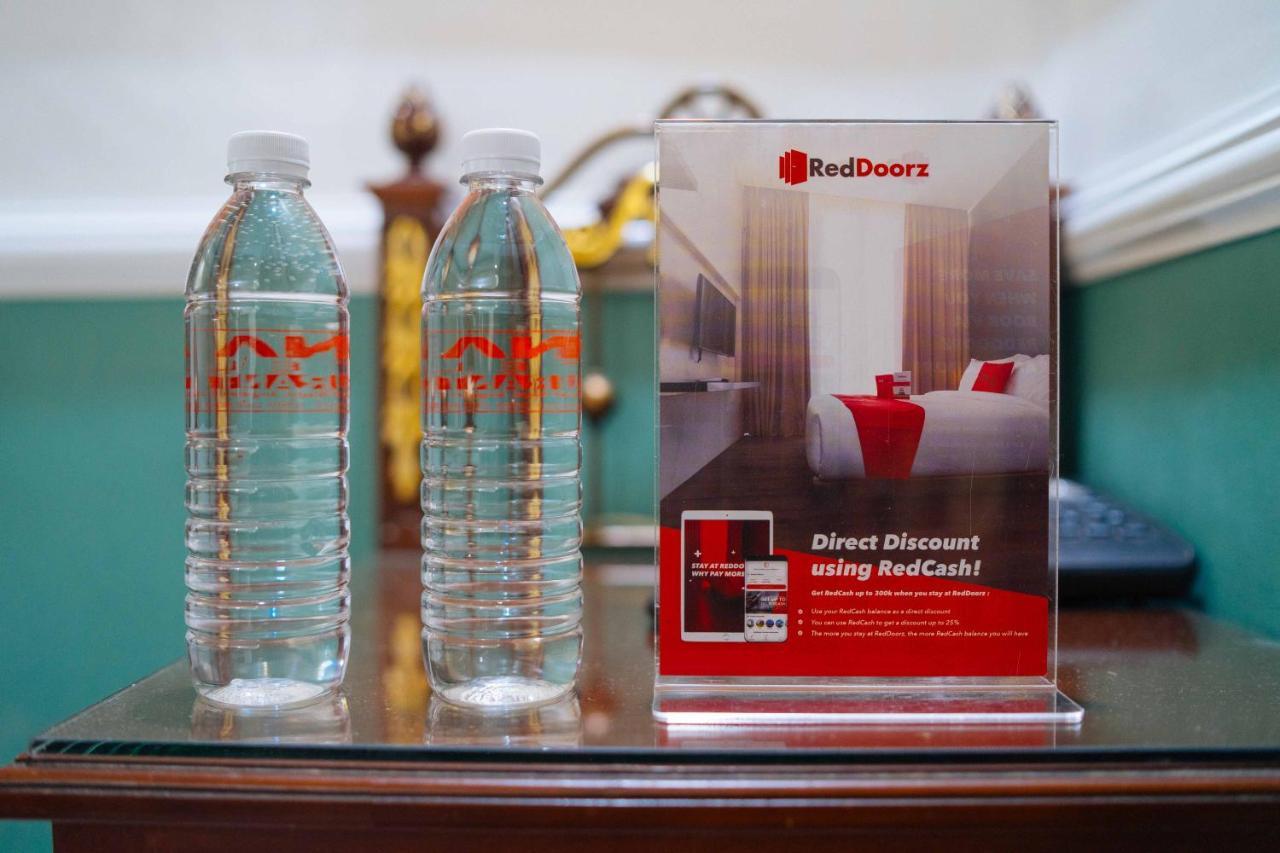 Reddoorz @ Fields Avenue Angeles City المظهر الخارجي الصورة