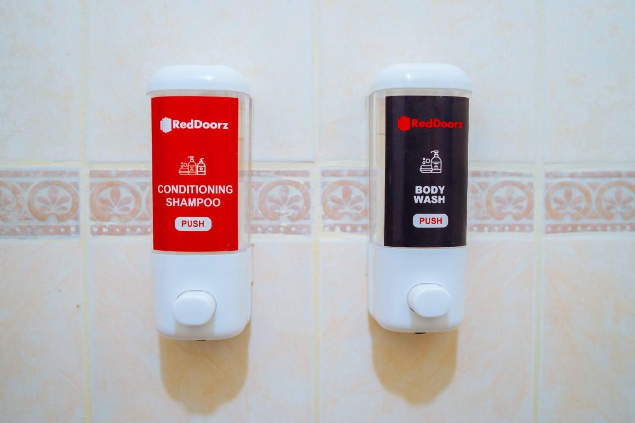Reddoorz @ Fields Avenue Angeles City المظهر الخارجي الصورة