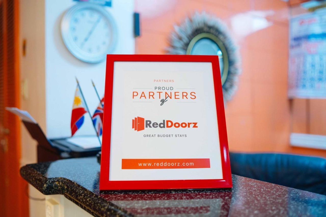 Reddoorz @ Fields Avenue Angeles City المظهر الخارجي الصورة